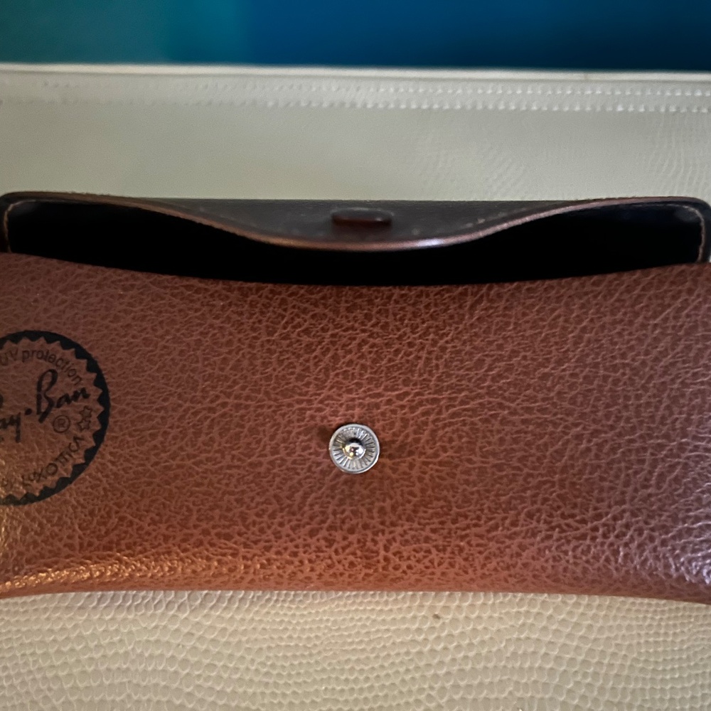 Ray-Ban Round Metal Sunglasses - Picture 2 of 11